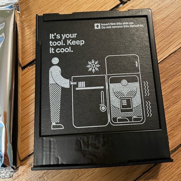 Polaroid Color Film for 600 Double Pack, 16 Photos (Not for an OLD 600 camera) - Picture 6 of 6